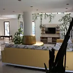מלון Bronze 3*