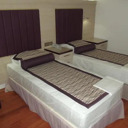 Hotel Bronze 3*